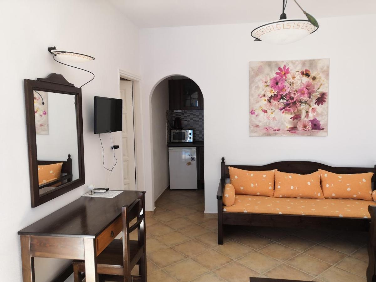 Armonia By Grispos Villas Schoinoussa Luaran gambar