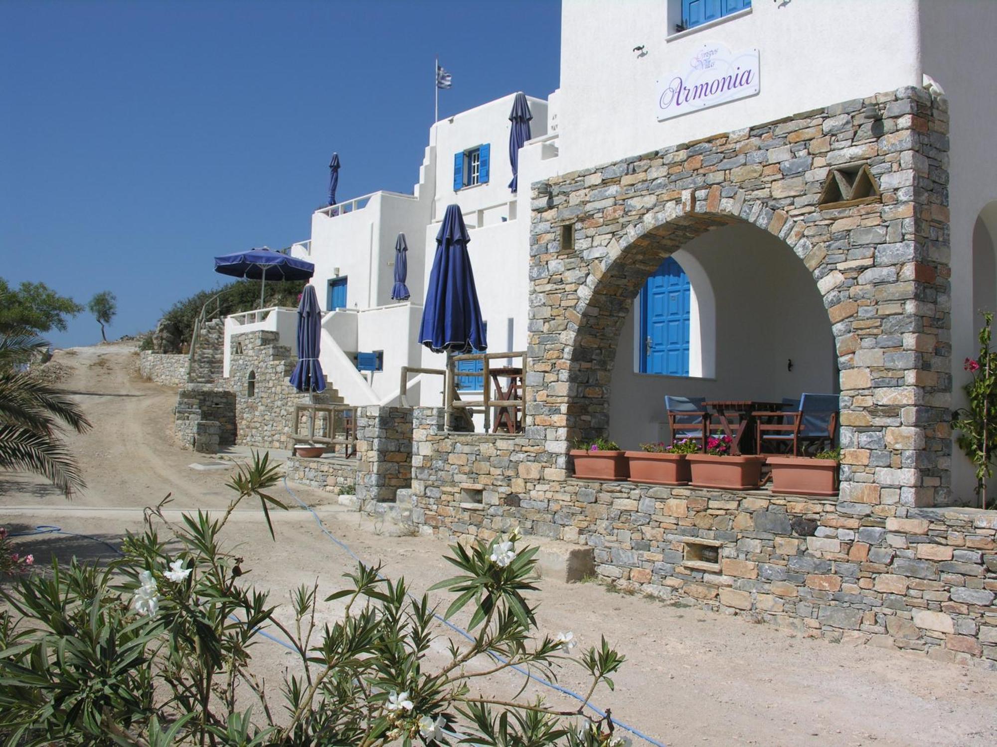 Armonia By Grispos Villas Schoinoussa Luaran gambar